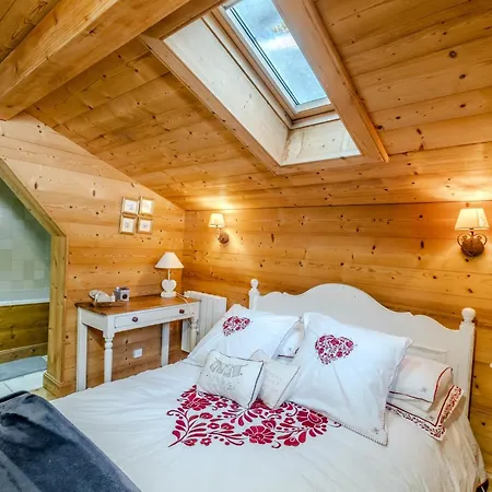Le Lochet - Calme Et Chaleureux Pour 8 *